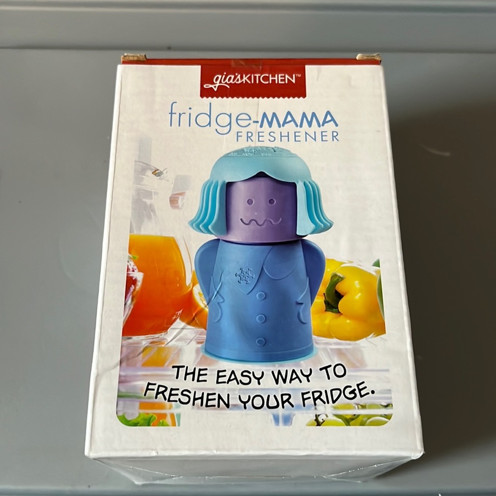 Gia’s Kitchen Fridge Mama Freshener blue/purple new in box